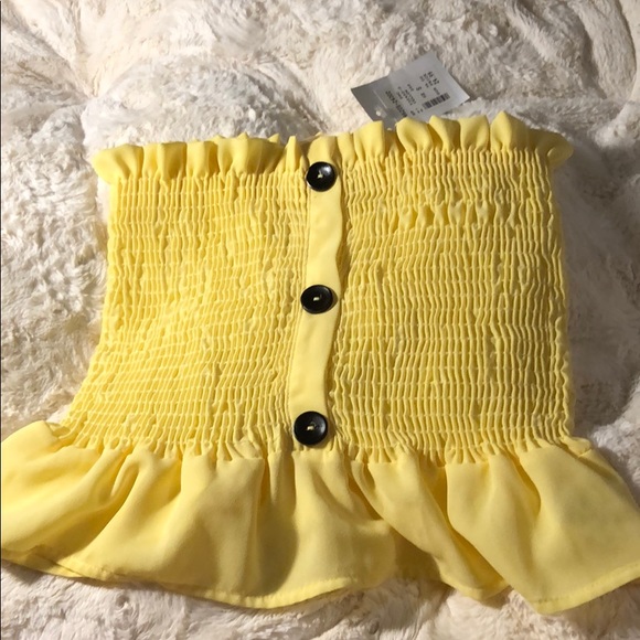 Yellow button top - Picture 1 of 4
